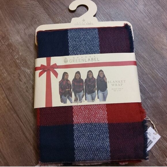 Quagga Blanket Wrap in Red Buffalo Checkered - Picture 2 of 13